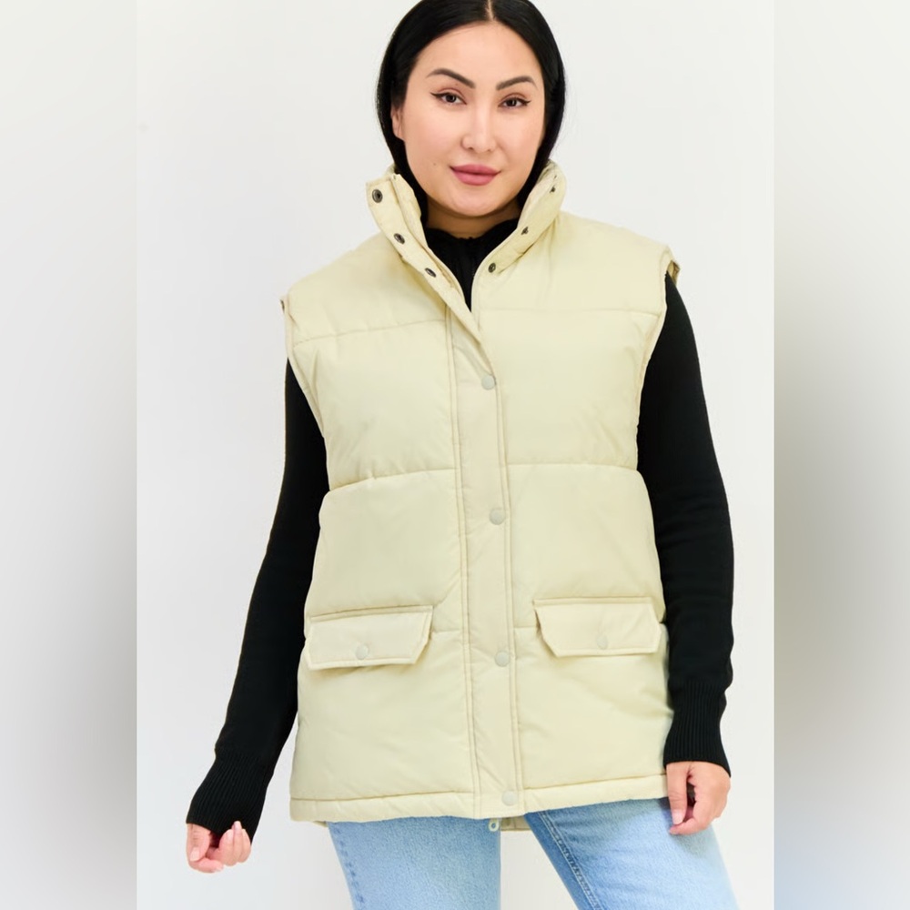 Offline by Aerie Cream Puffer Vest New Size XS